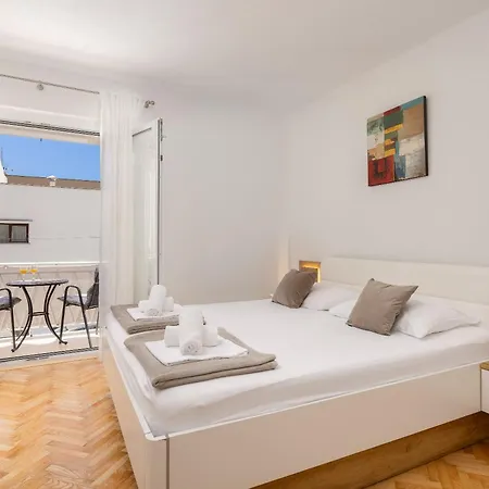 Paladin Apartment Makarska