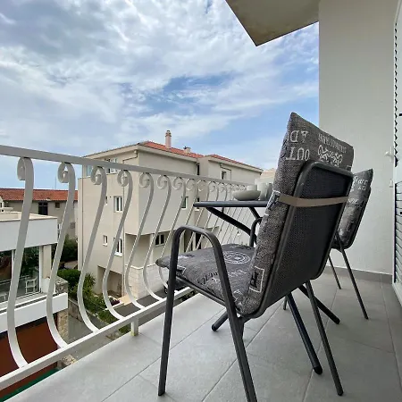 Apartment Paladin