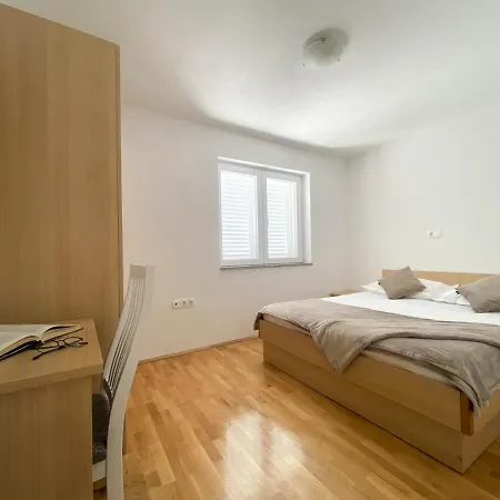 Apartment Paladin