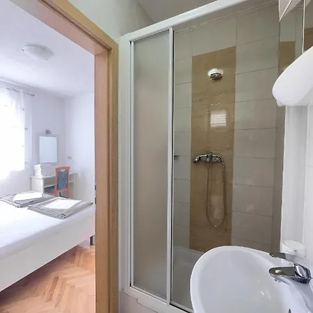 Paladin Apartment *