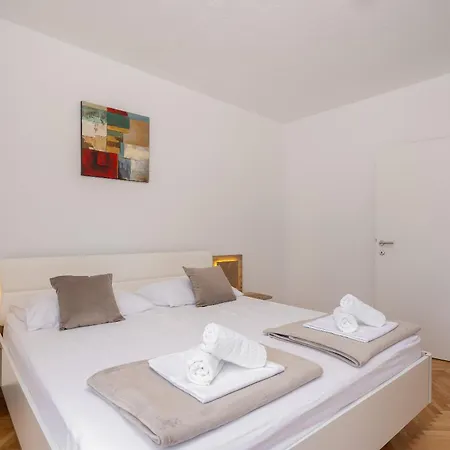 Paladin Apartamento *